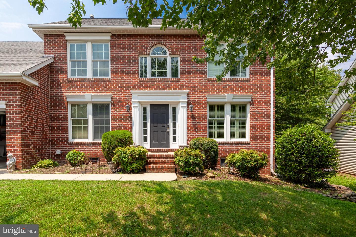2425 Hunters Chase Ct — photo