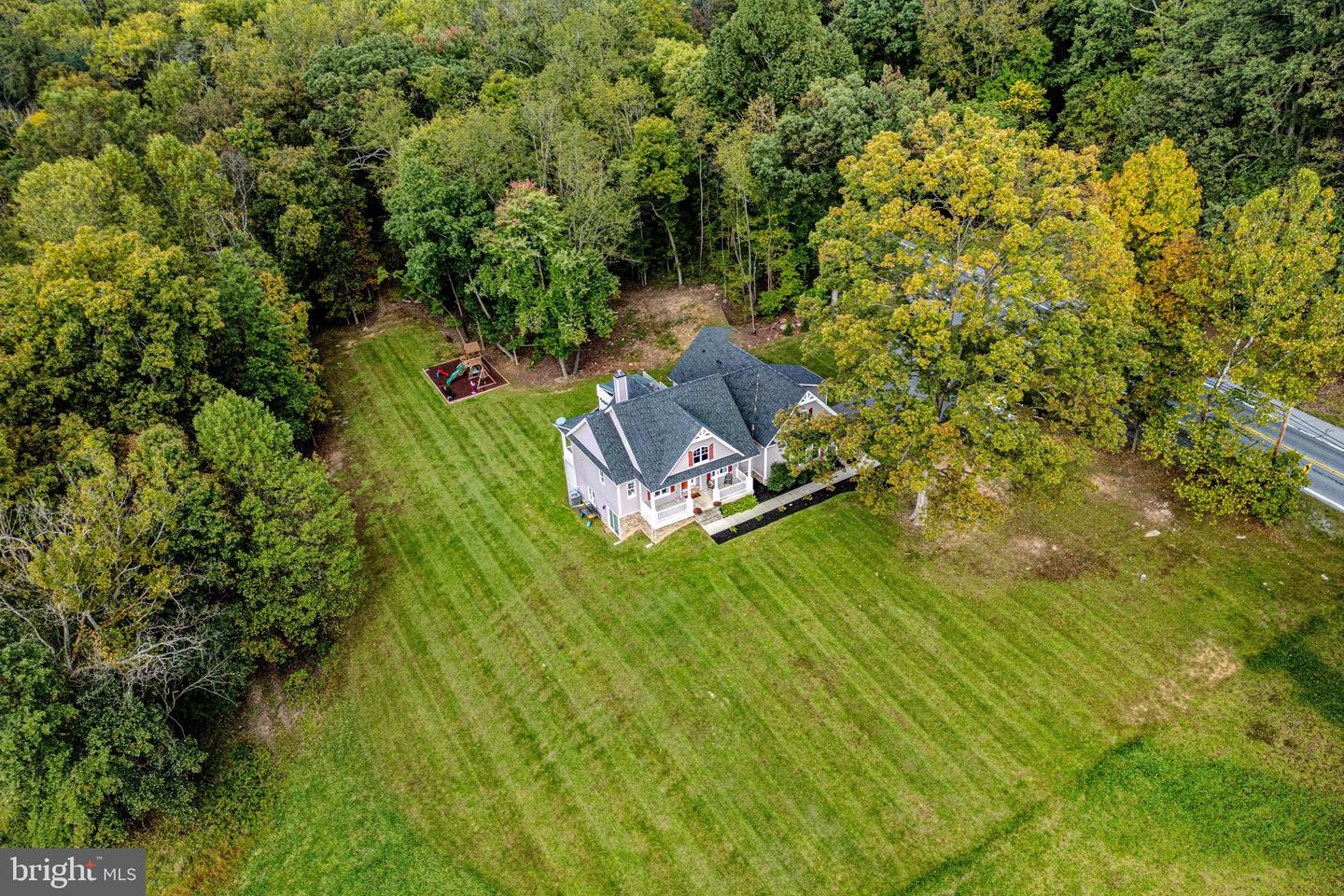 8700 Green Valley Rd — photo