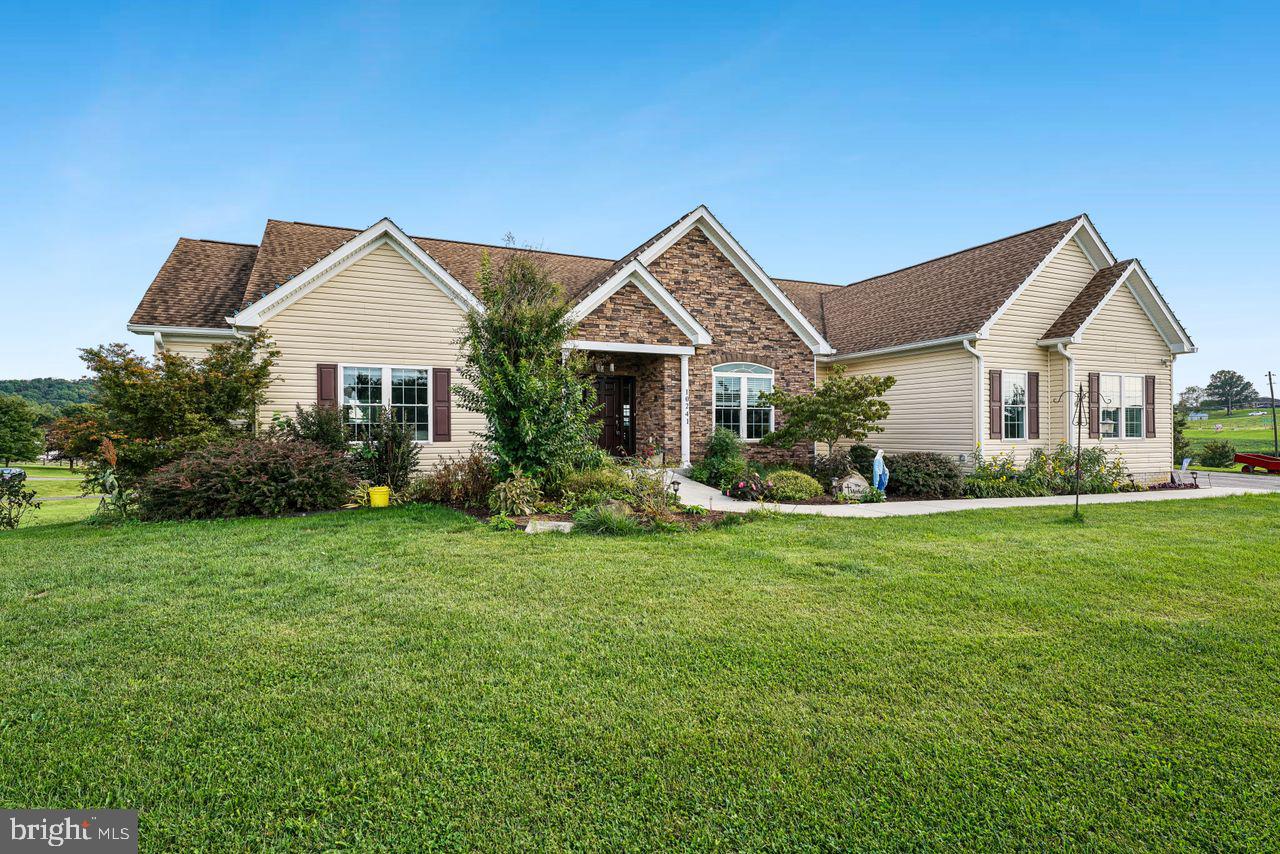 10241 Woodsboro Pike — photo