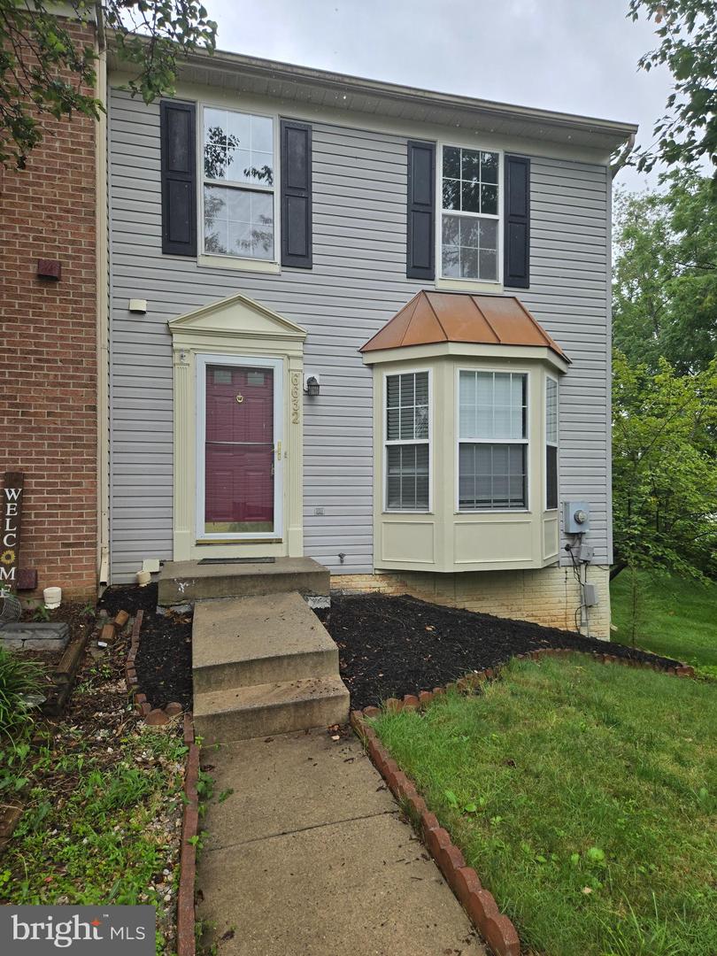 6632 Granville Ct — photo