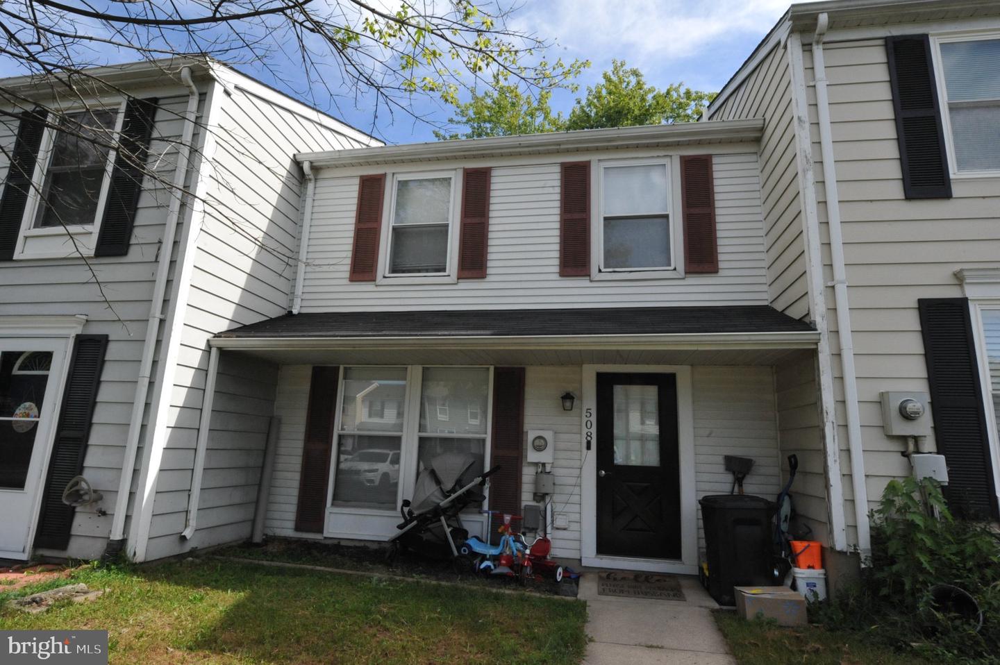 508 Riggs Ct — photo