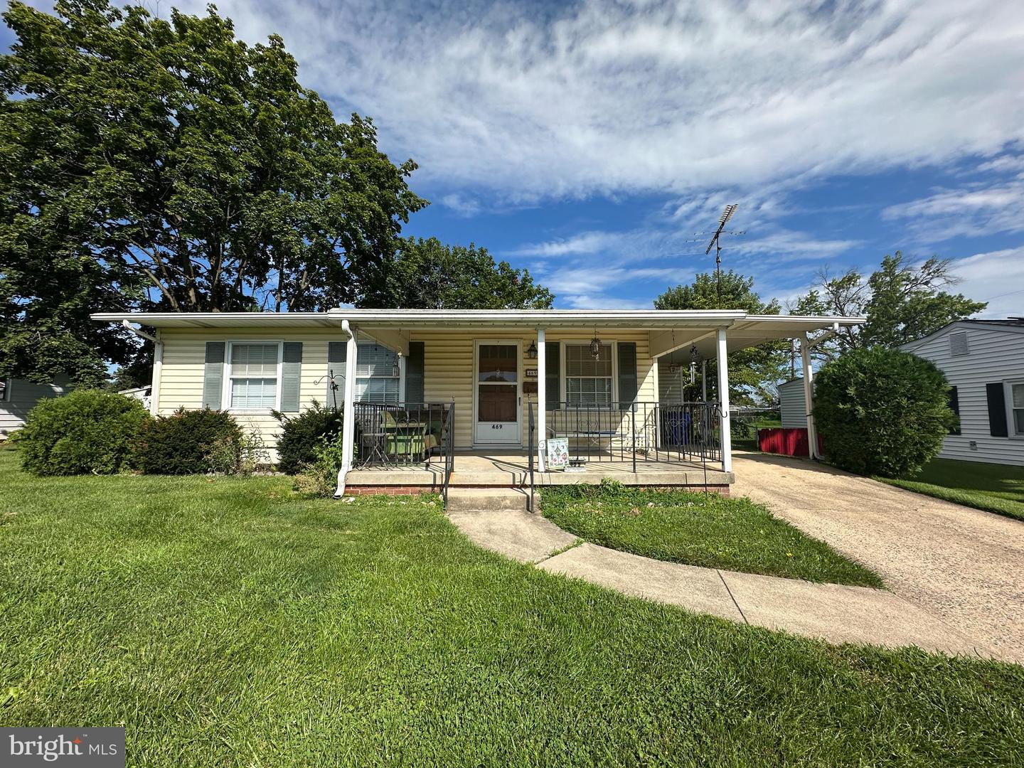 469 Carrollton Dr — photo
