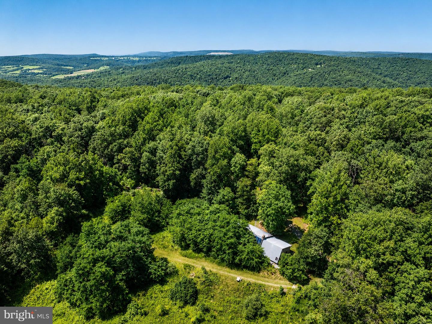 8222 Hampton Valley Rd — photo