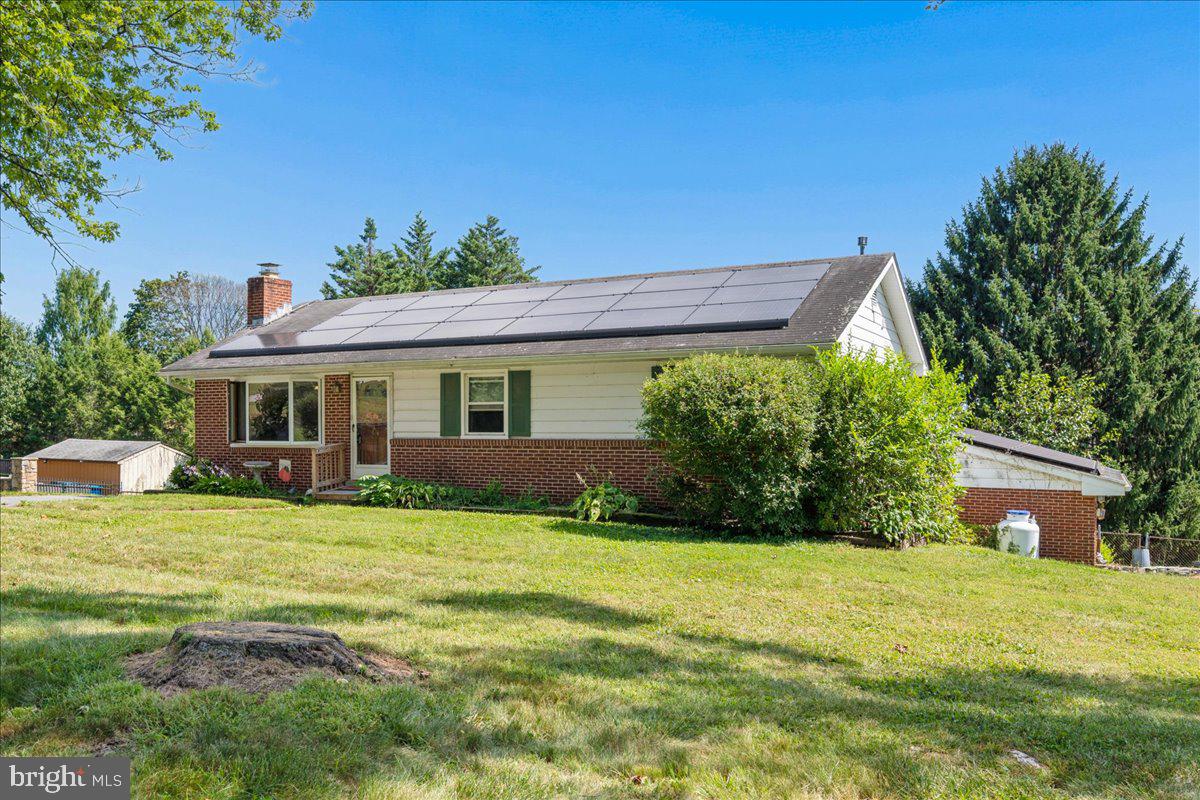 5601 Calvert Drive, Frederick, MD 21703 — photo 2