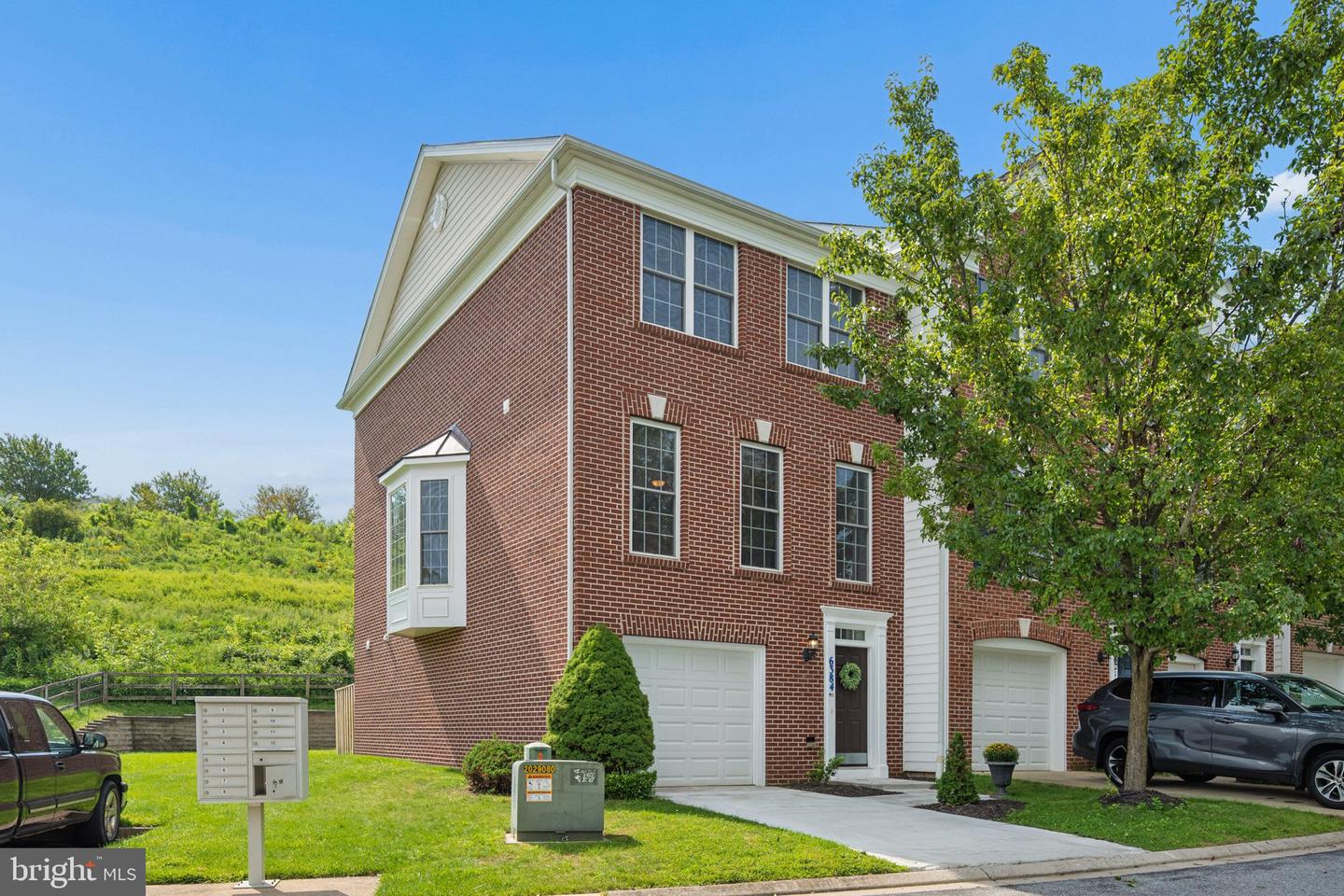 6384 Meandering Woods Ct — photo