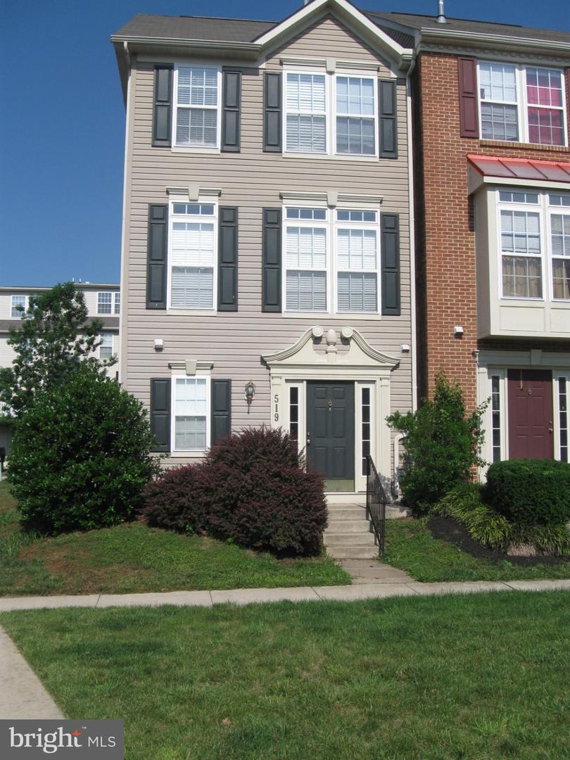 519 Eisenhower Dr — photo