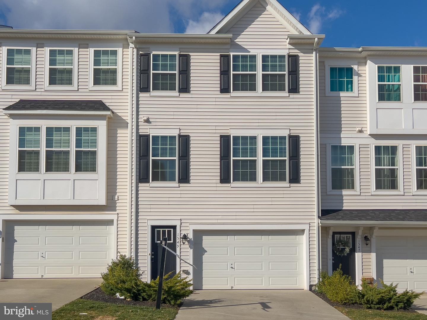 1549 Wilmer Park Ln — photo