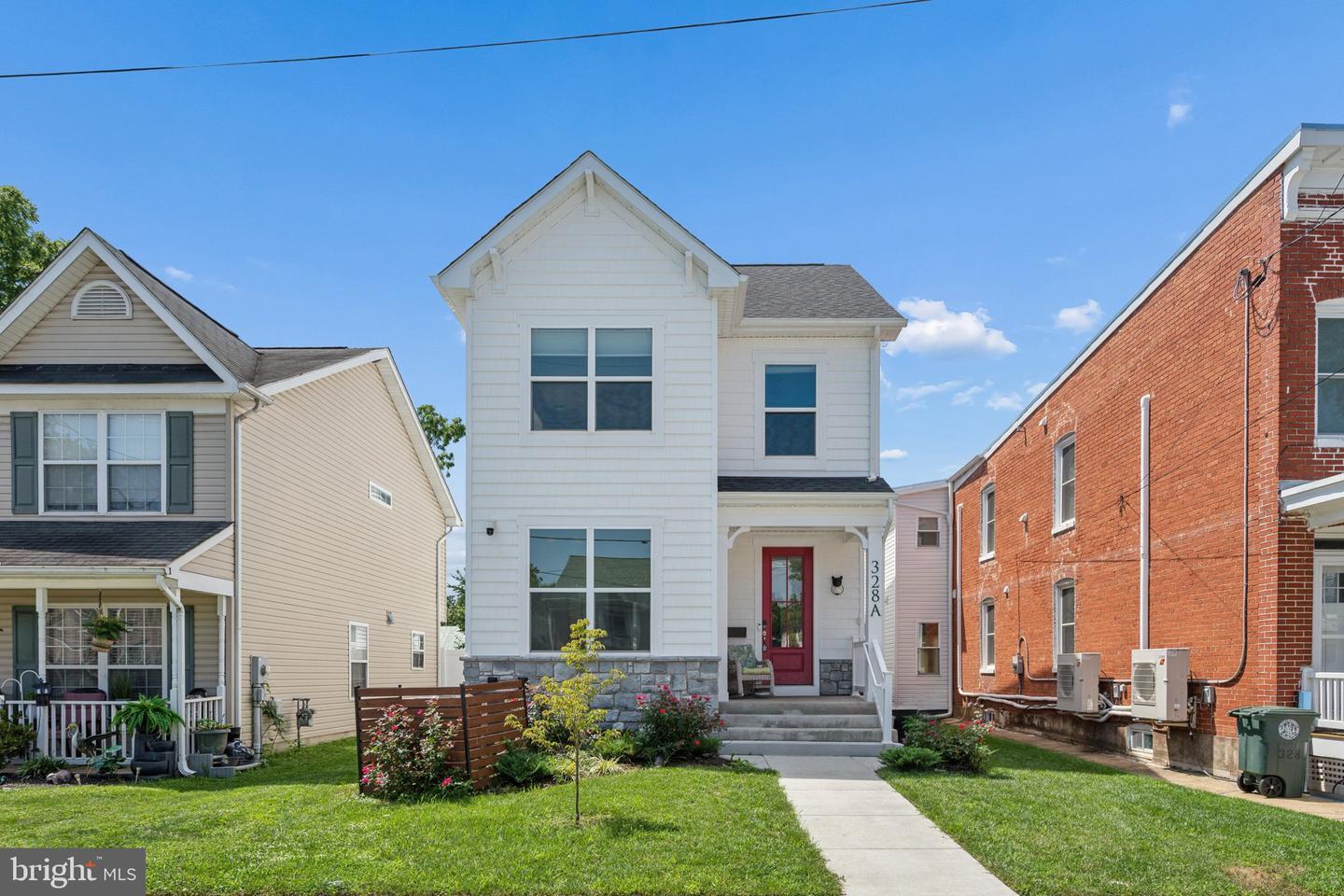 328-A Madison St — photo