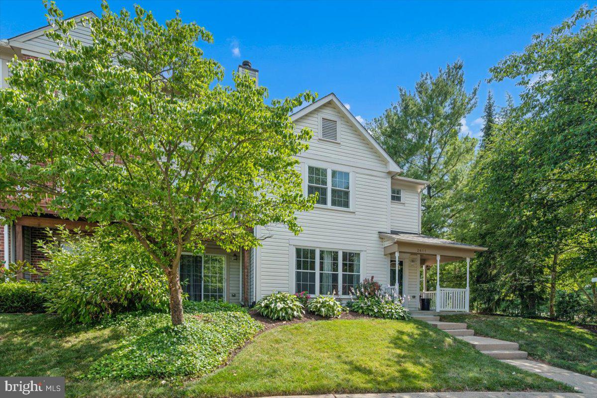 2611 Warren Way #4 1 — photo