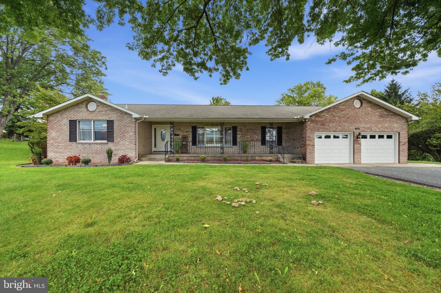8021 Rocky Springs Rd — photo