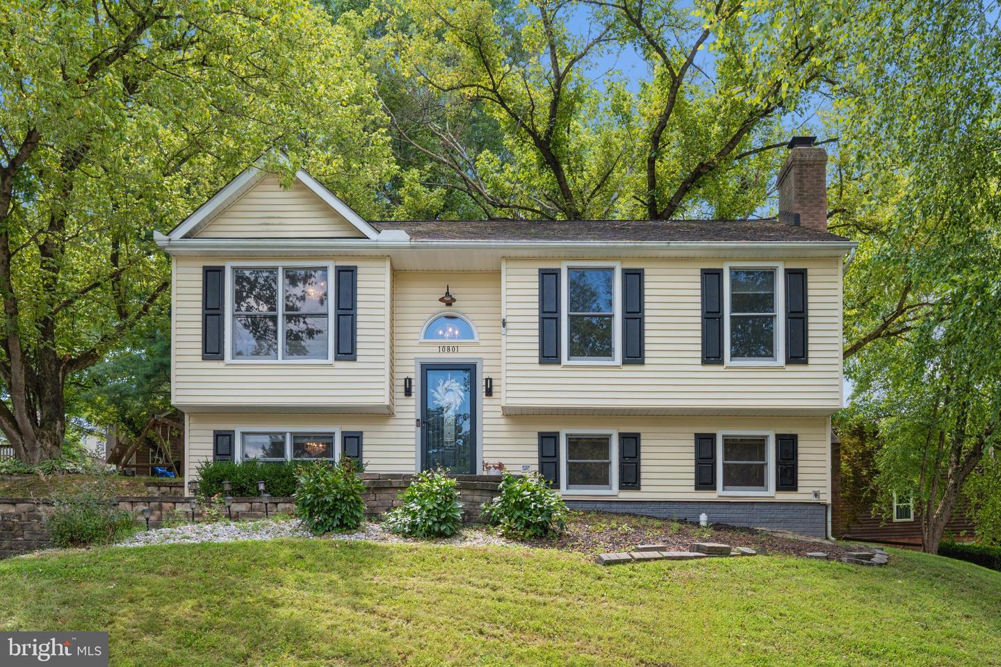 10801 N Glade Ct — photo