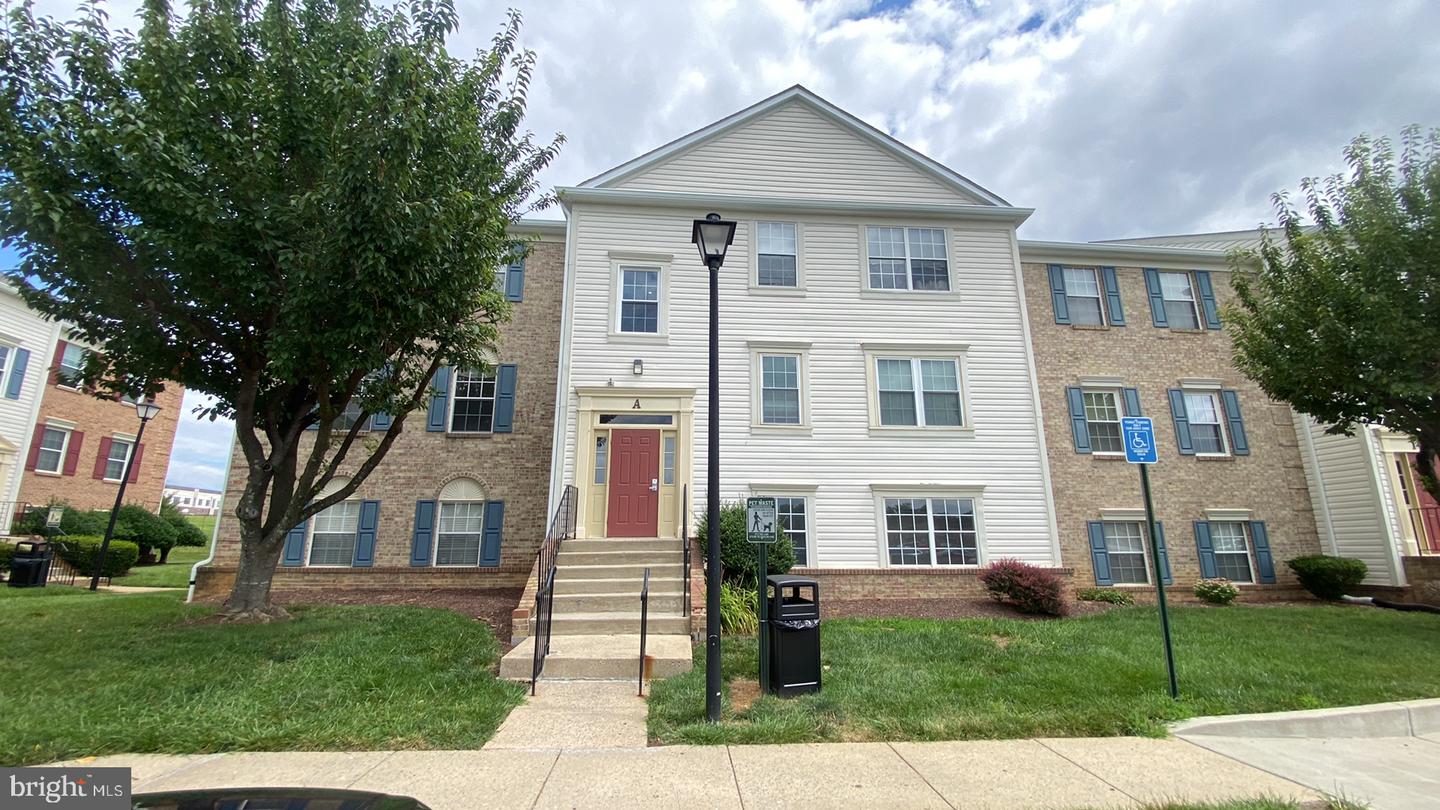 1403 Key Pkwy #201 — photo