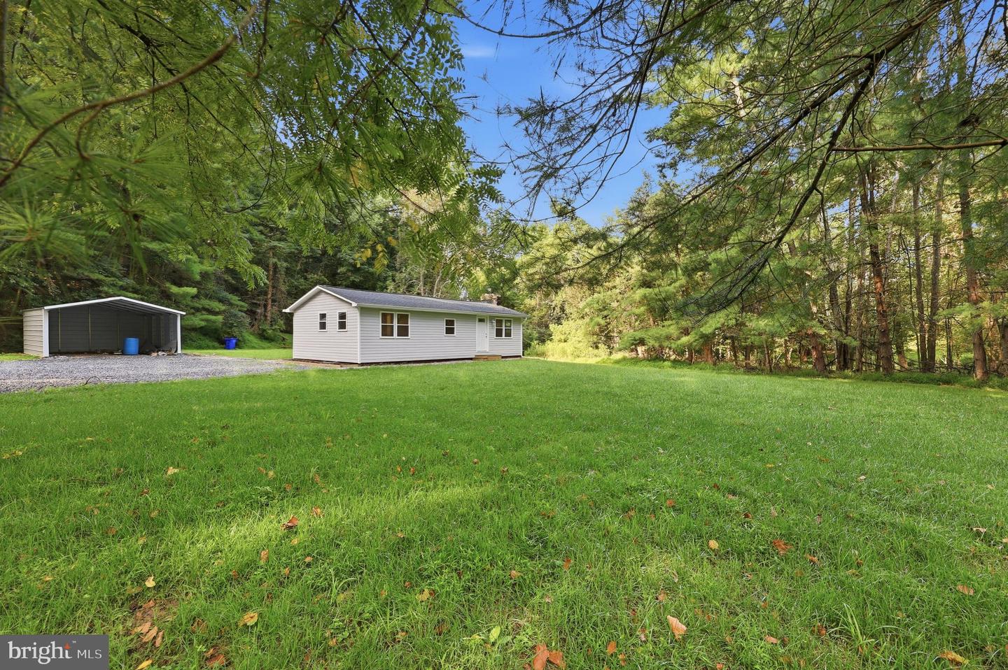 3013 Boss Arnold Rd E — photo