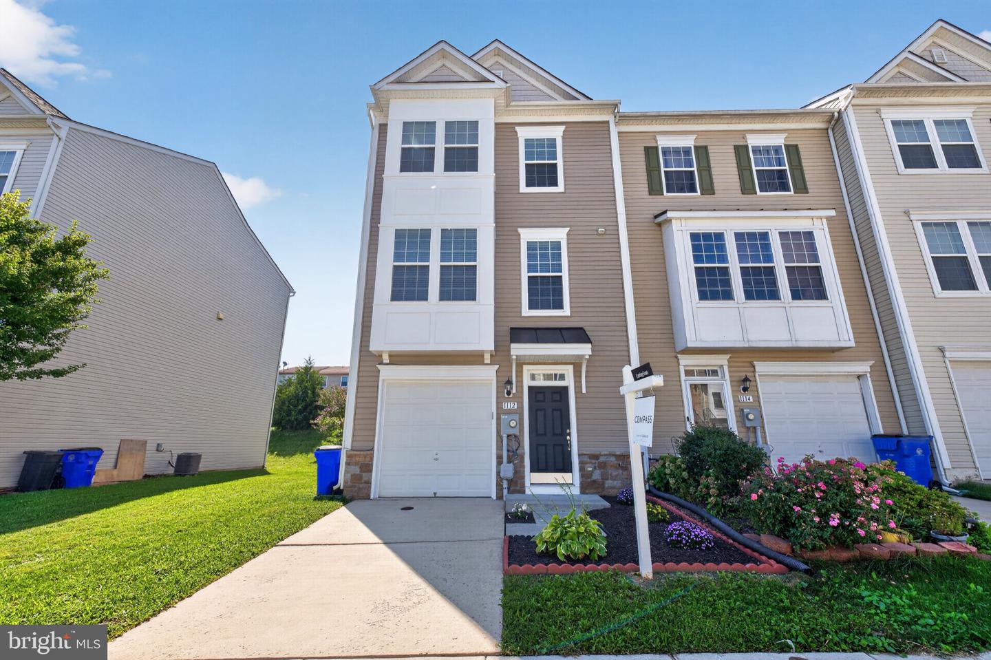 1112 Frontline Dr — photo