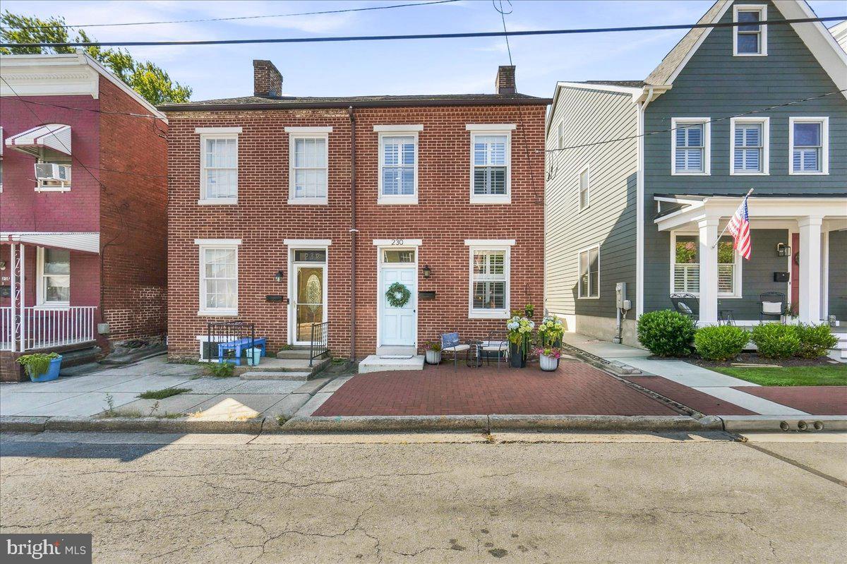 230 E 6th, Frederick, MD 21701 — photo 2