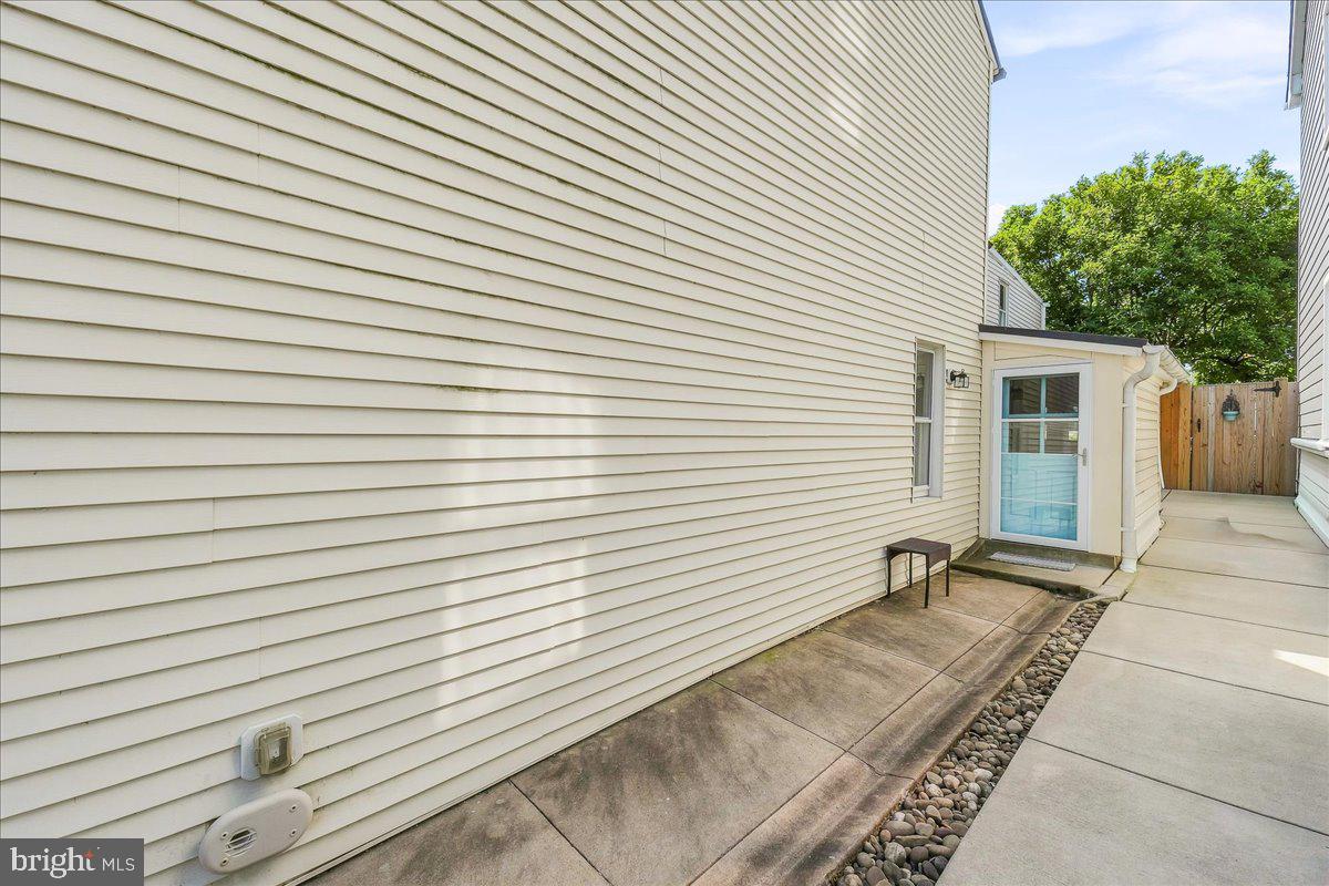 230 E 6th, Frederick, MD 21701 — photo 3
