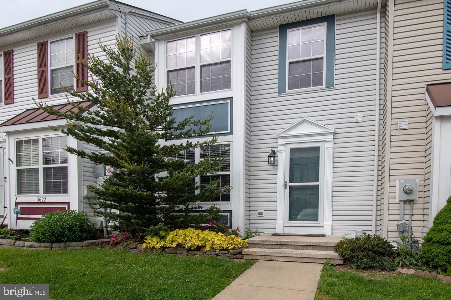 5620 Queen Anne Ct — photo