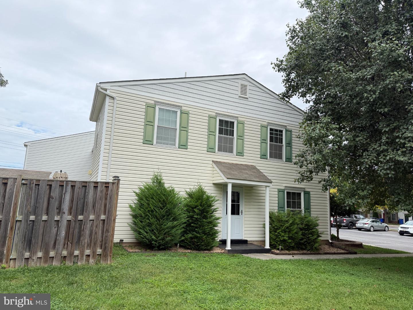 569 Lancaster Pl #569 — photo