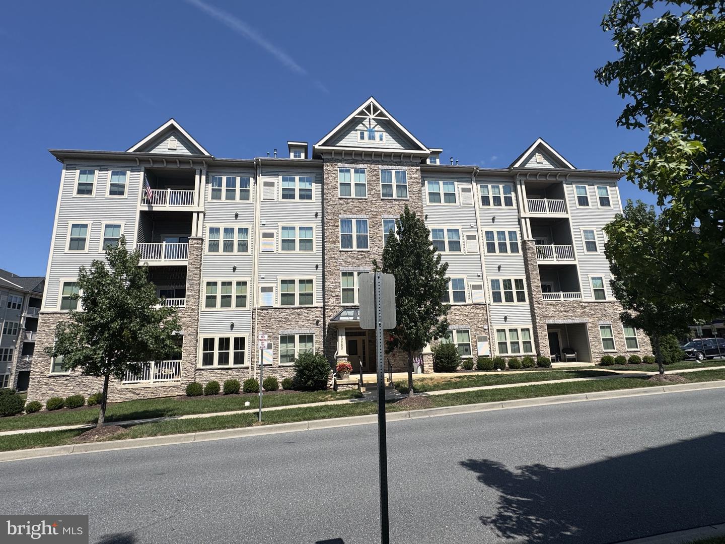 10280 Hopewell St #102 — photo