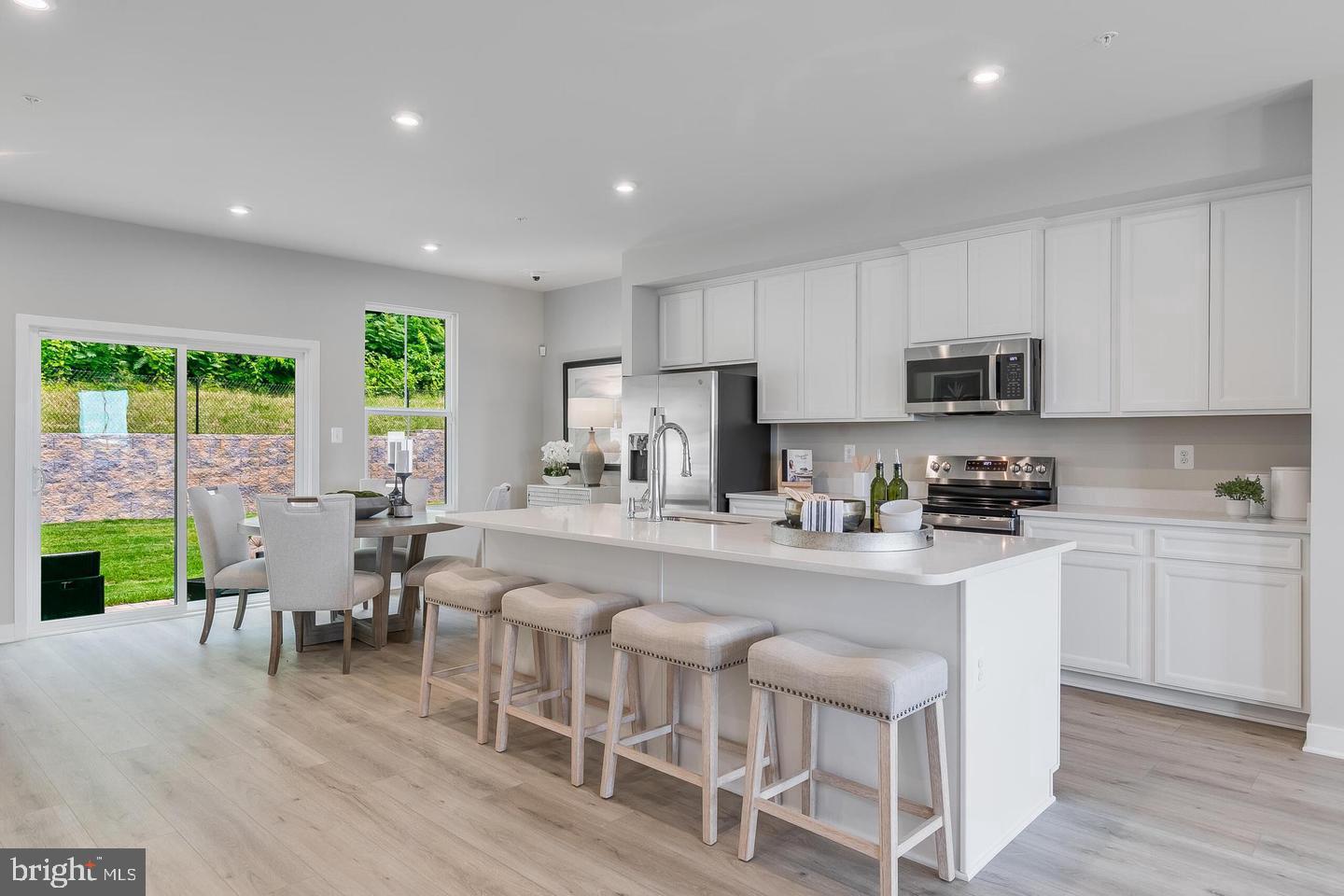 2104 Sonoma Ct — photo