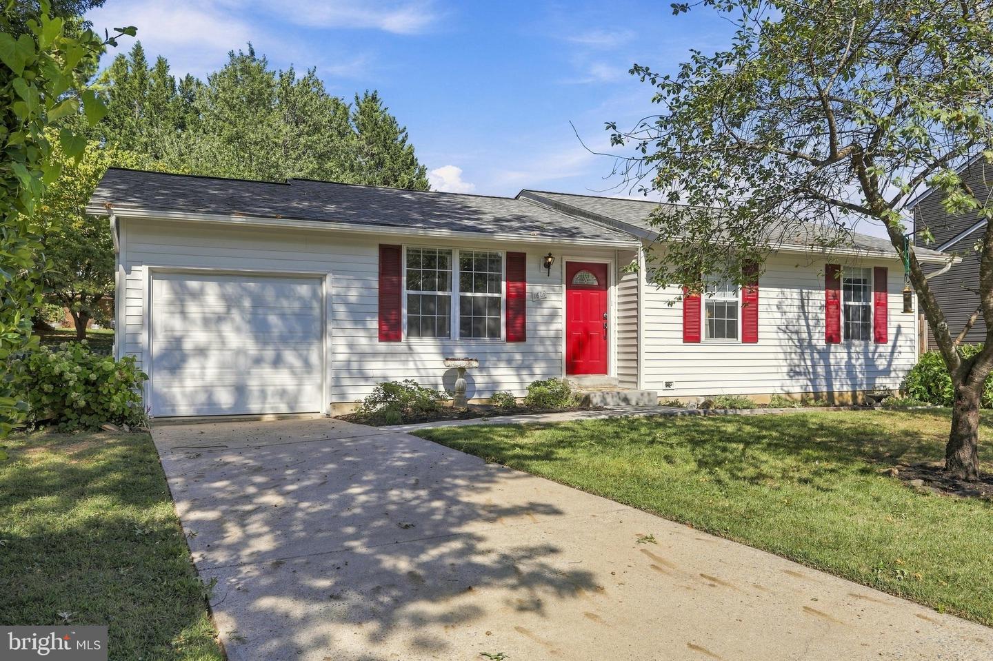 1609 Norwich Dr — photo