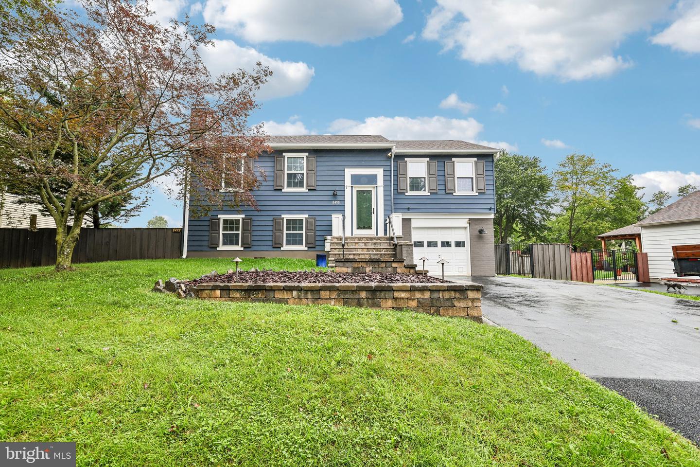 8498 Inspiration Ave — photo