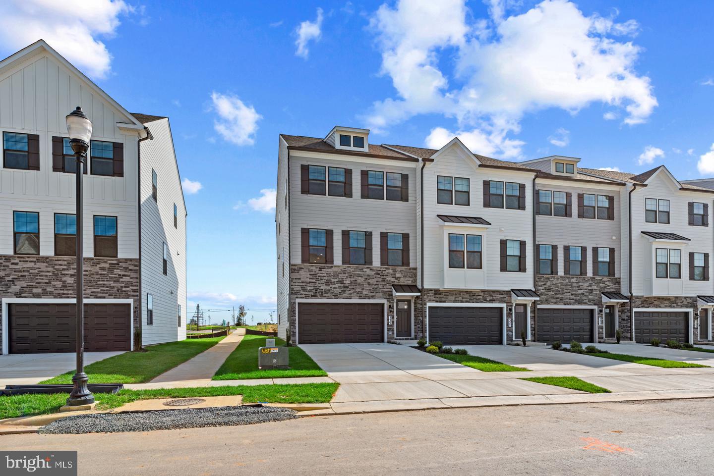375 Ensemble Way, Frederick, MD 21701 — photo 2