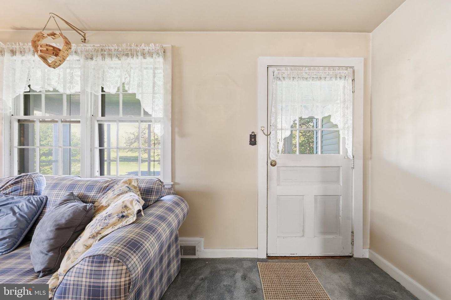 7906 Wormans Mill Road, Frederick, MD 21701 — photo 2