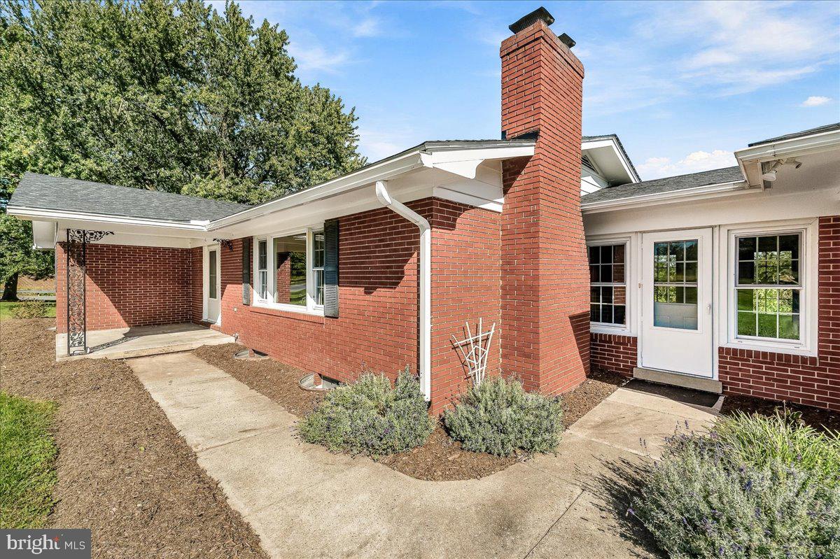 10001 Old Frederick Road, Frederick, MD 21701 — photo 2
