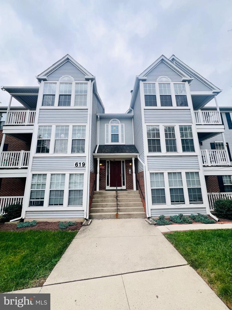 619 Himes Ave #V103 — photo