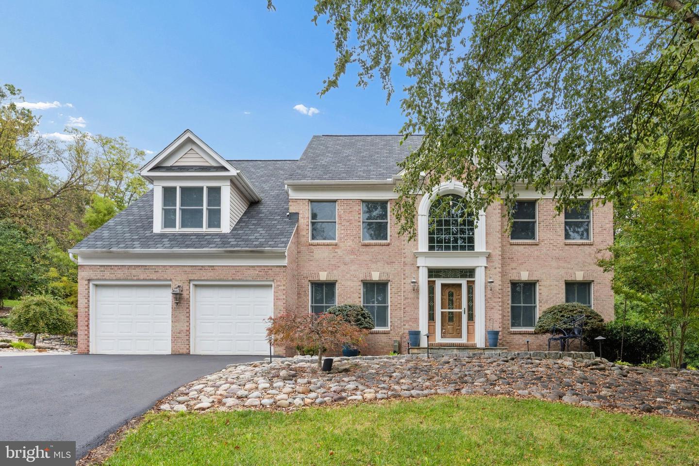 3403 Tudor Dr — photo