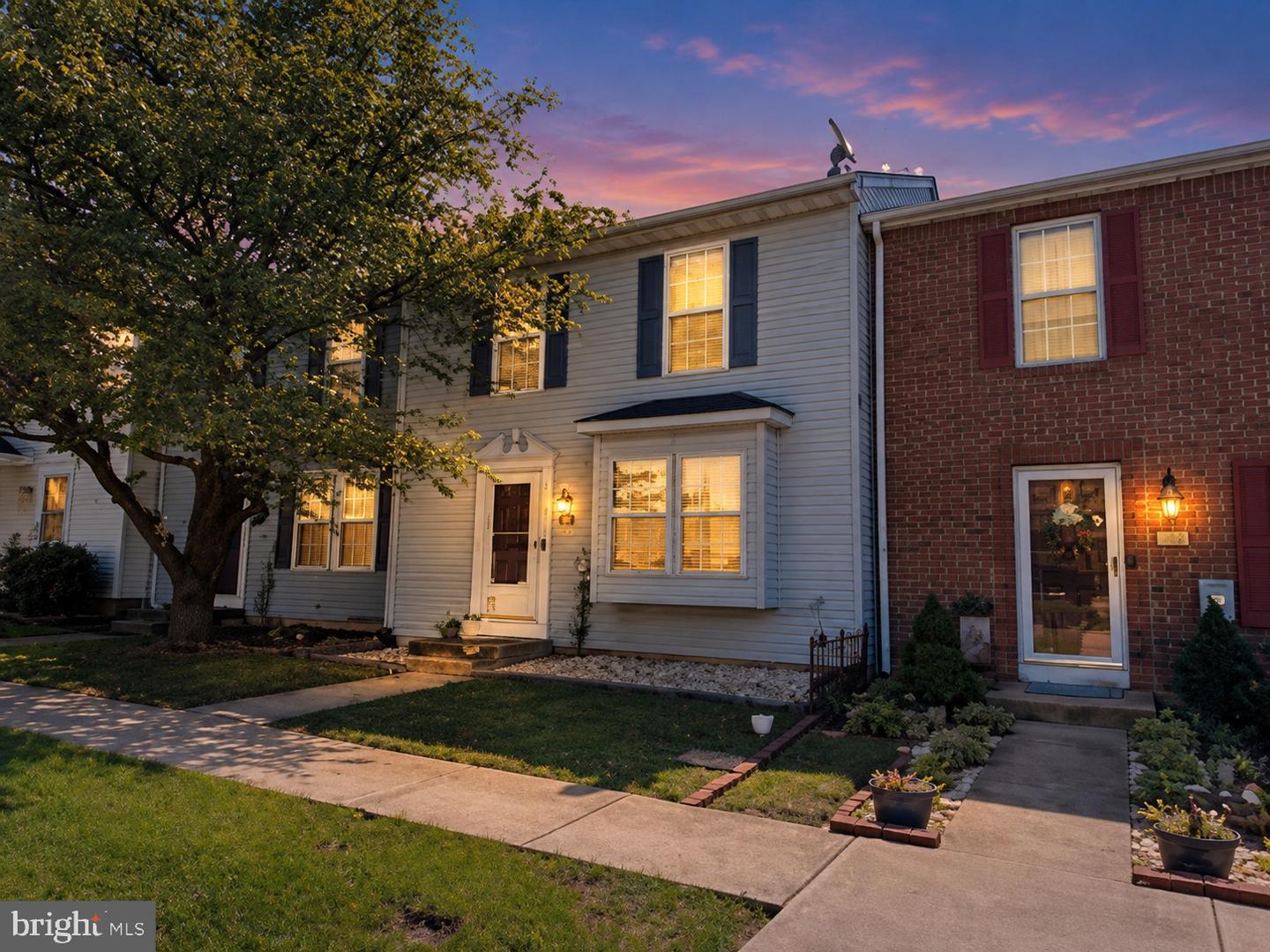 110 Stull Ct — photo