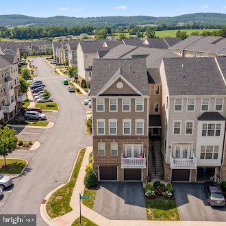 5902 Forum Square, Frederick, MD 21703 — photo 2