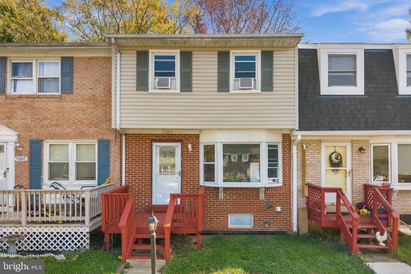 7305 W Springbrook Ct — photo