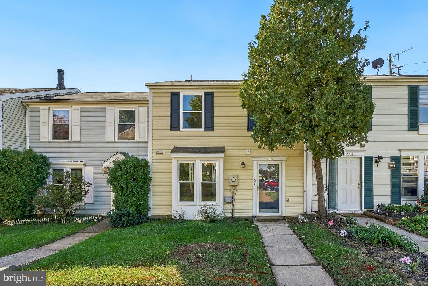 532 Riggs Ct — photo