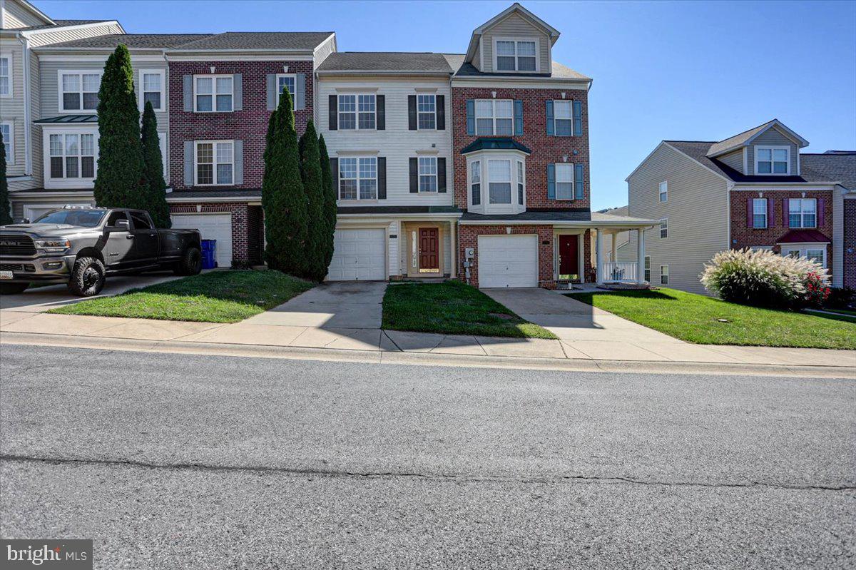 7215 Black Creek Ln — photo
