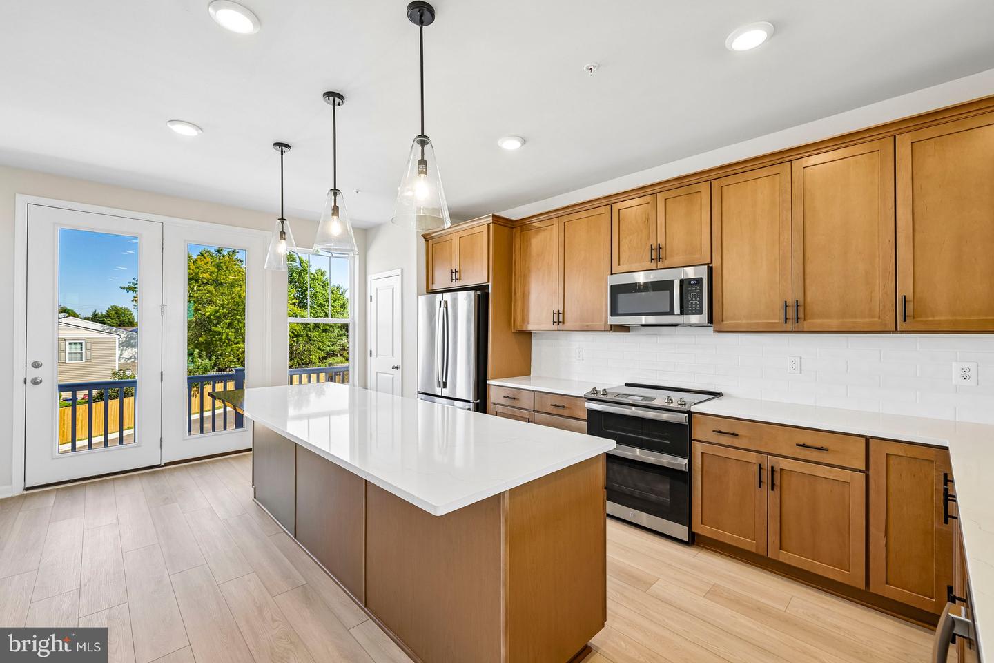 6356 Butterfly Ln — photo