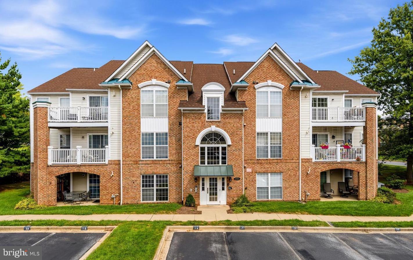 2103 Wayside Dr Dr #1D, Frederick, MD 21702 — photo 2