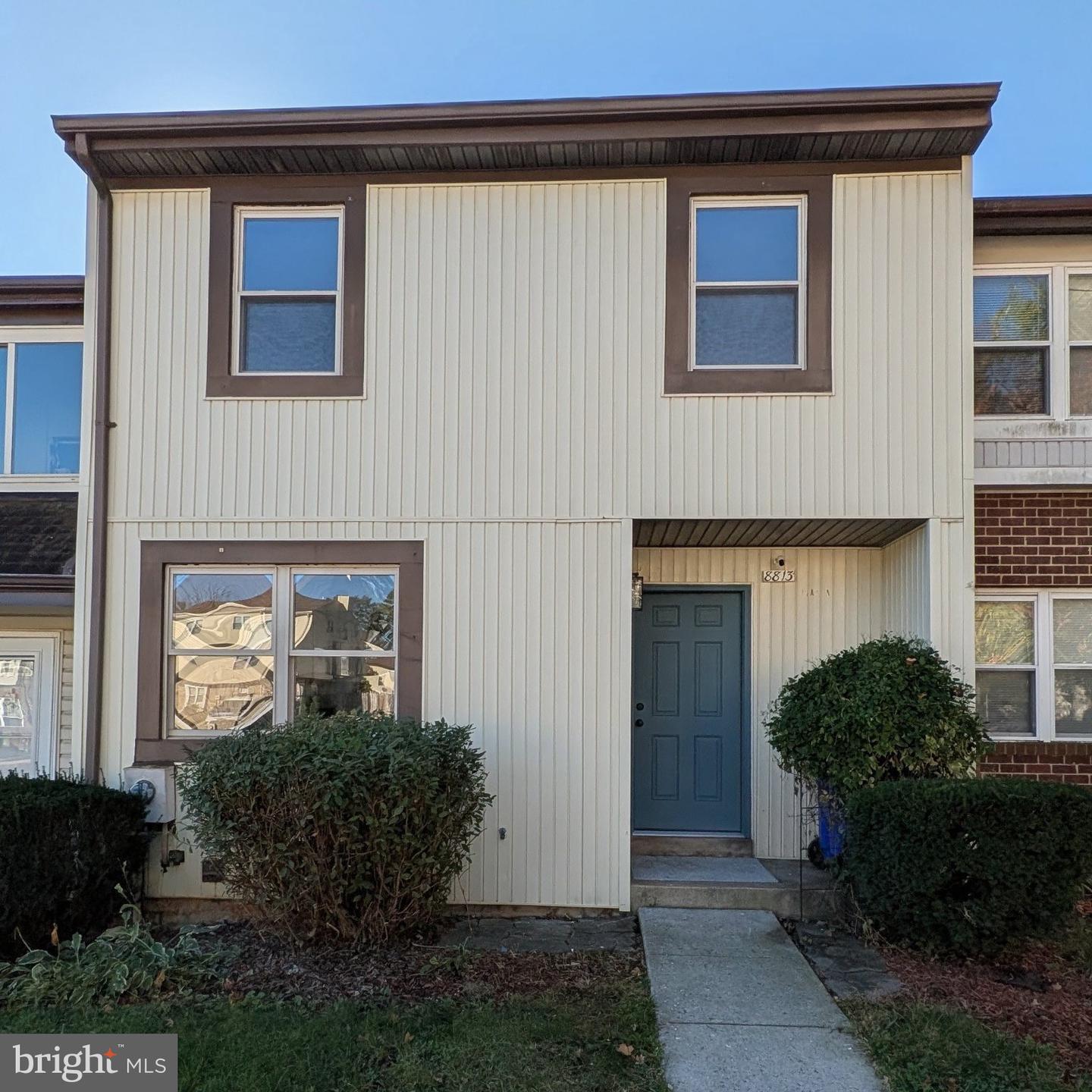 8813 Whimsey Ct — photo