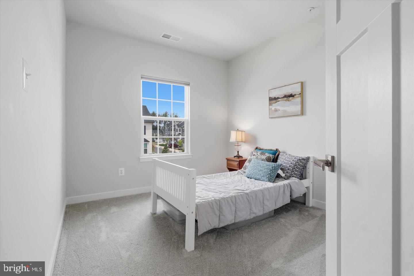 1736 Atlas Dr — photo