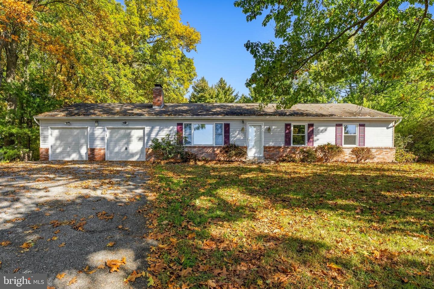 4409 Highboro Dr — photo