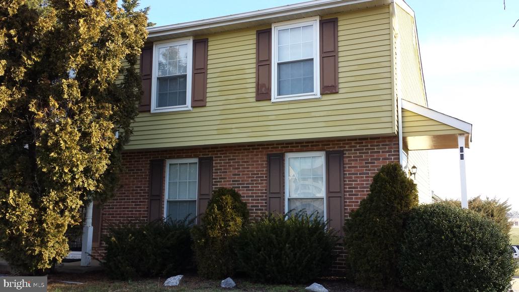 447 Heather Ridge Dr — photo