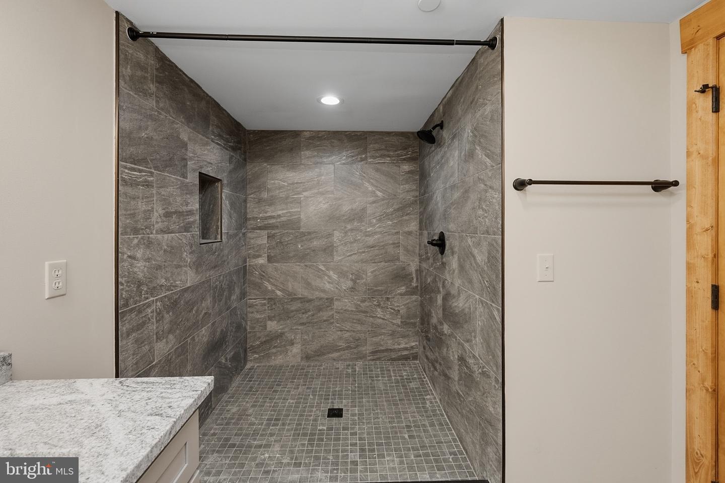52 Dam View Dr — photo