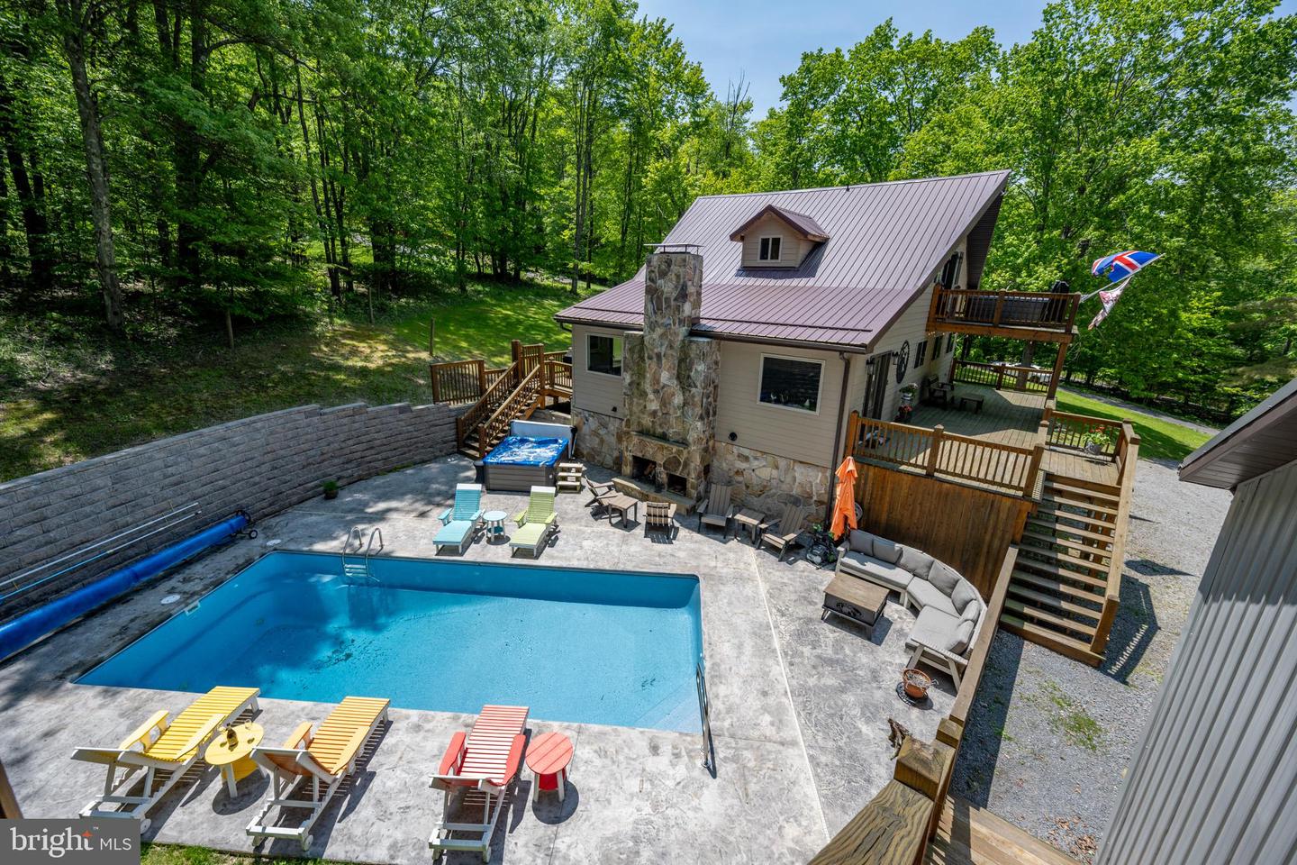 2250 Hoyes Run Rd — photo