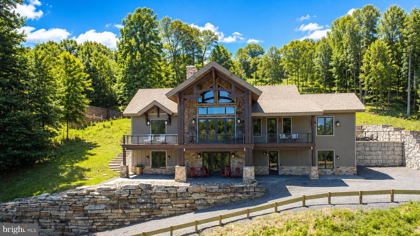 2250 Marsh Hill Rd — photo