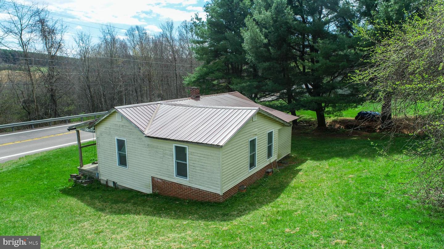 10785 Friendsville Rd — photo