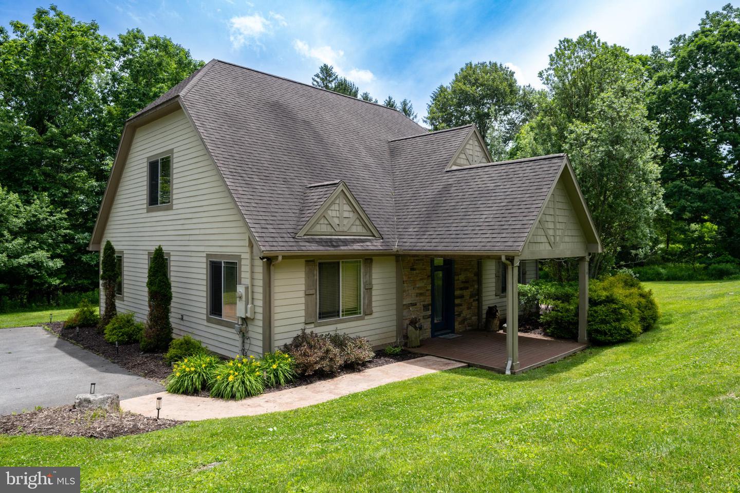 110 Northlake Dr — photo