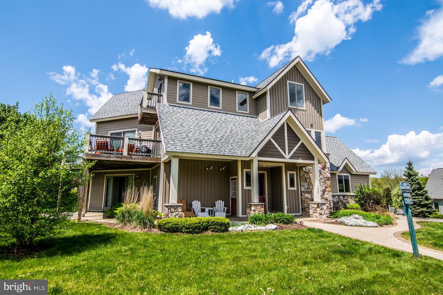 250 Lake Pointe Dr — photo