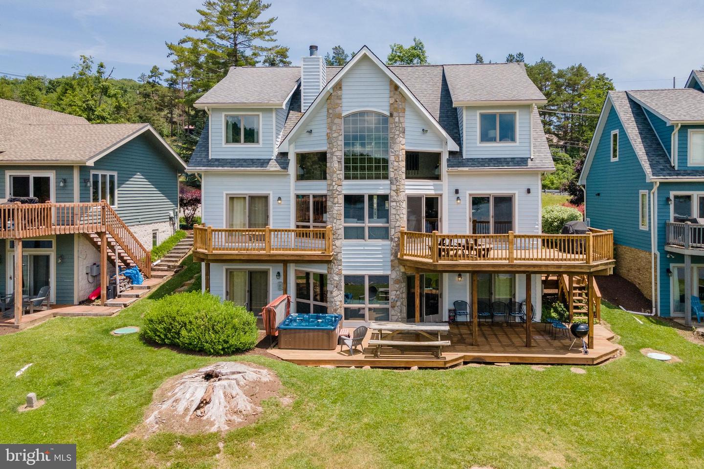 22181 Garrett Hwy #G — photo