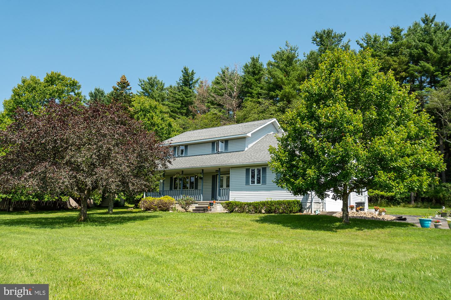 723 Kings Ct — photo